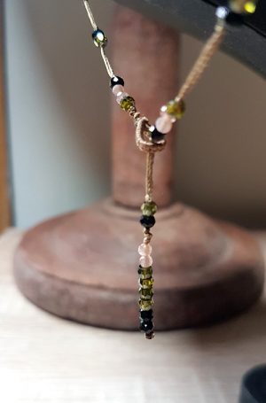 necklace made of tiger eye and obsidien