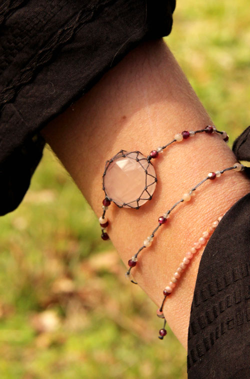 bracelet quartz rose grenat et labradorite