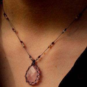collier rose quartz