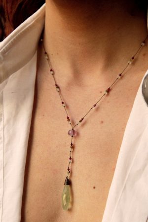 AJA CAPRI Goutte Préhnite necklace