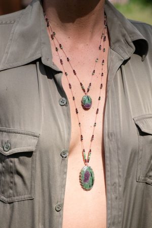 Petit Talisman rubis zoisite